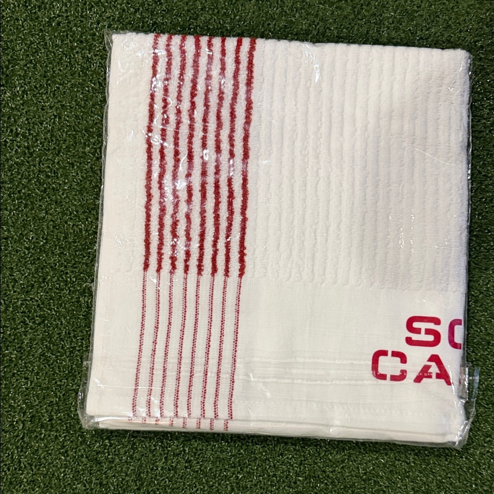 Scotty Cameron White and Red Bath Towel